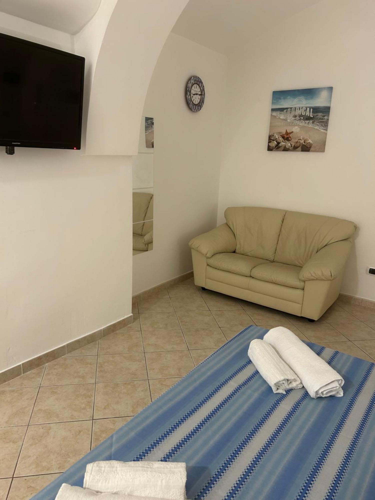 Angoletto Home Barletta Exterior photo